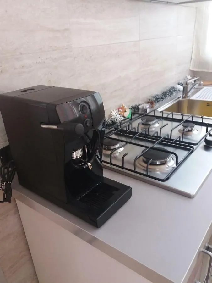 Sfogliatella Bed Apartment Naples Italy