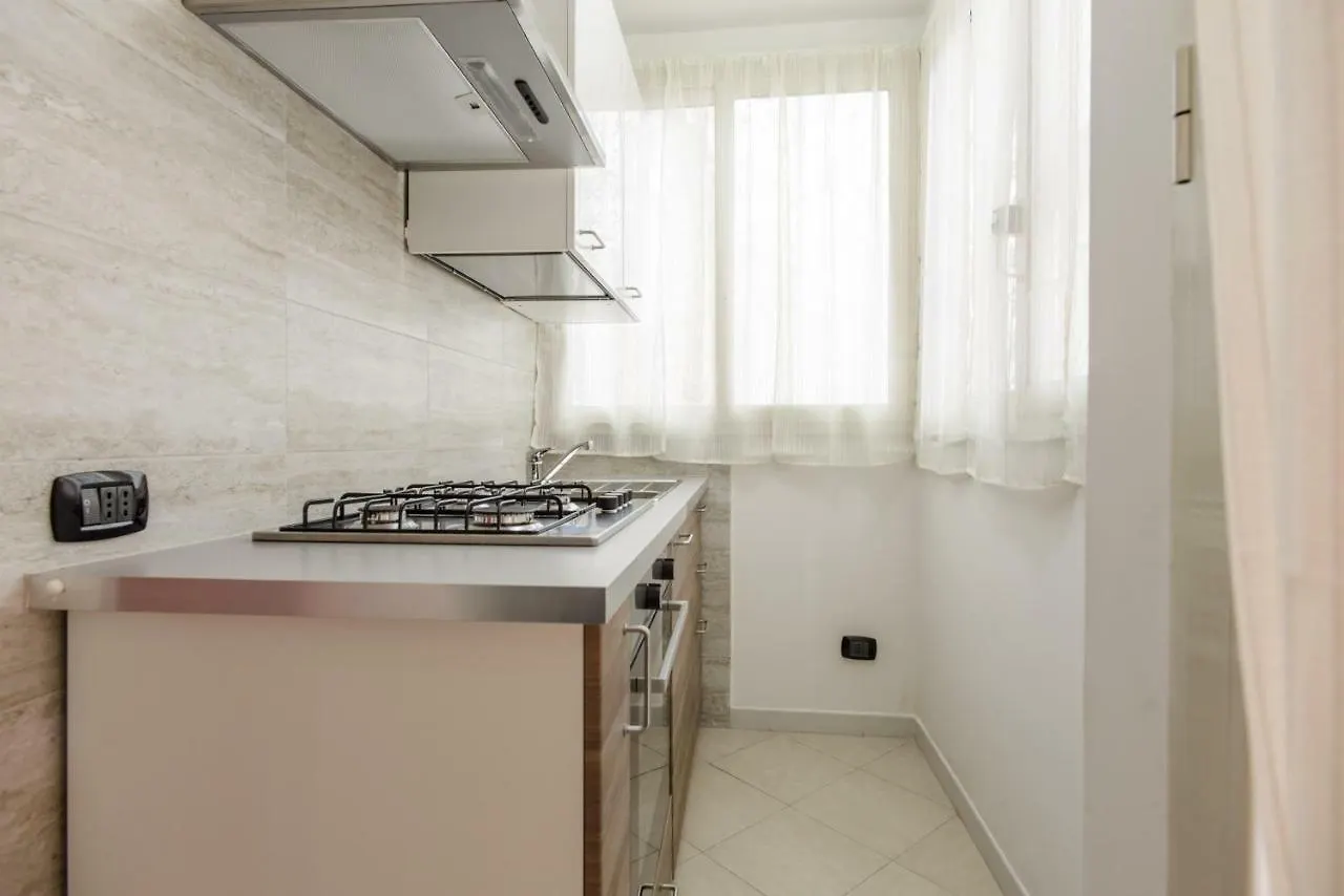 Sfogliatella Bed Apartment Naples Italy